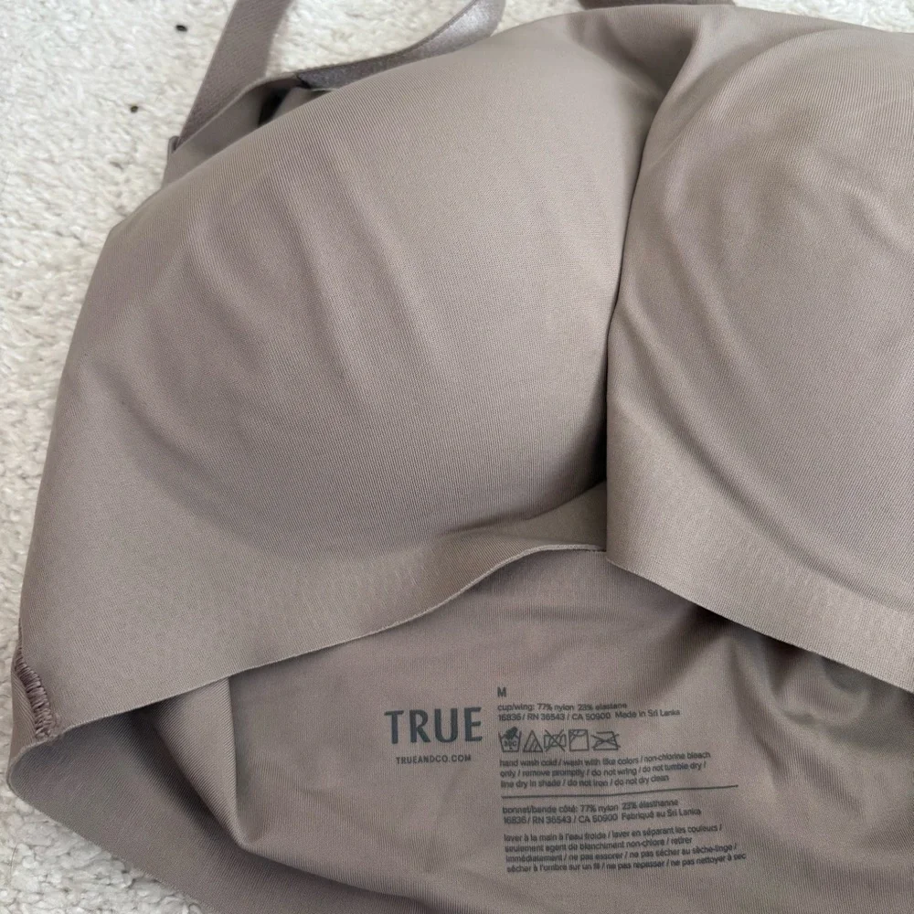 True & Co. Scoopneck Seamless Gray Beige Bralette